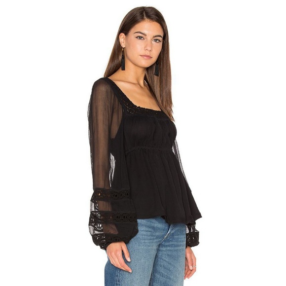 Free People Tops - 🔺sᴀʟᴇ🔺 Free People Off the Shoulder Peasant Top
